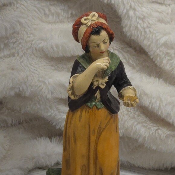 Vintage 20th Century Borghese Chalkware/Plaster Statuette - Picture 1 of 12